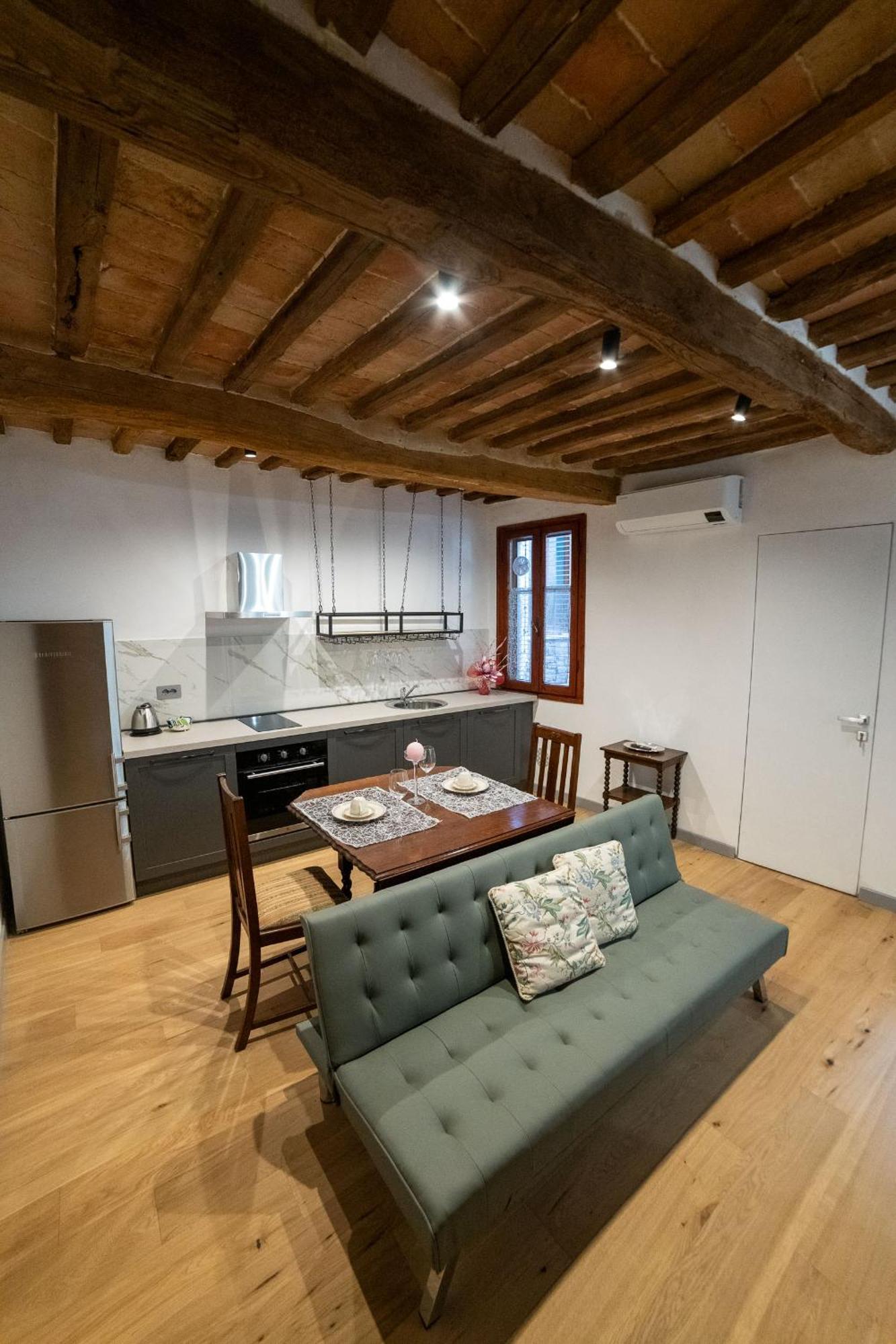 The Rose Suite Siena Luaran gambar