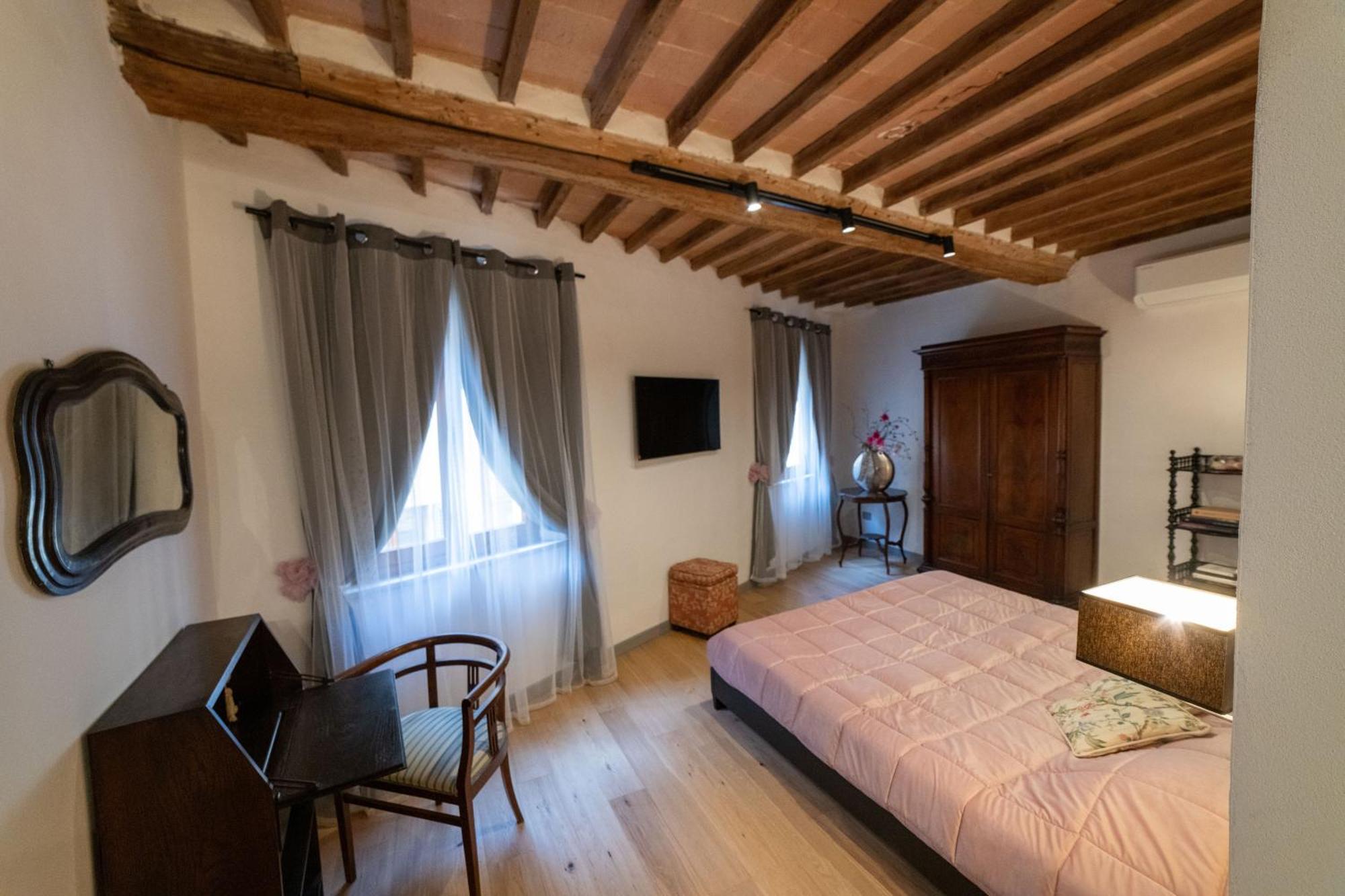The Rose Suite Siena Luaran gambar