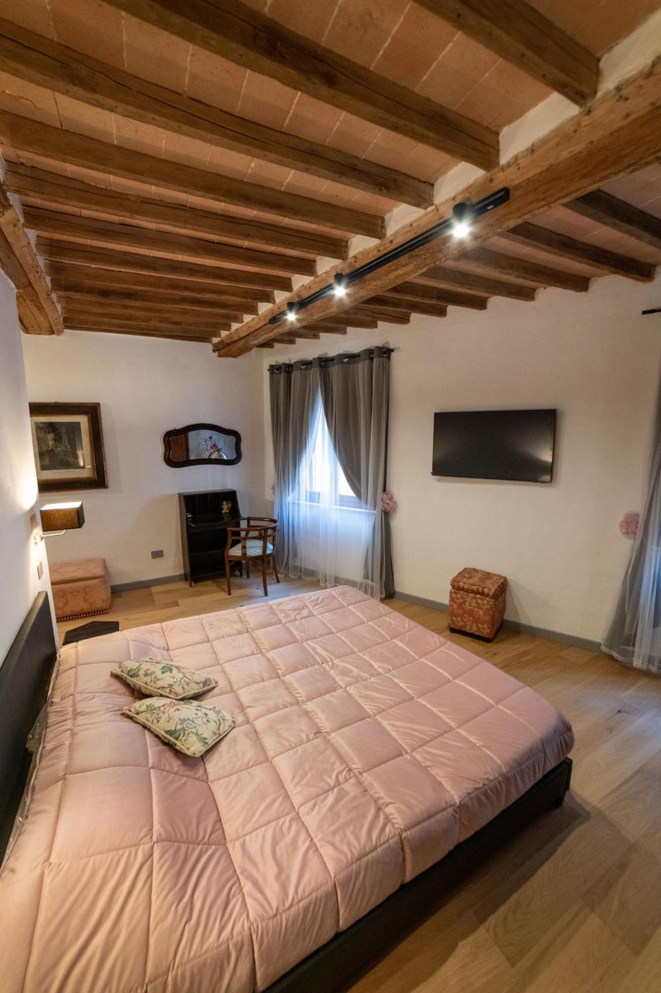 The Rose Suite Siena Luaran gambar